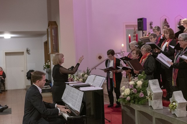 k-012 Adventskonzert.jpg